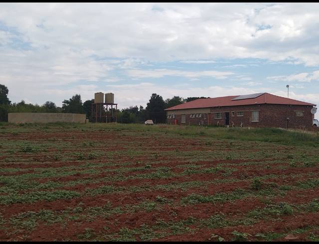 8.80HA FARM FOR SALE IN MAGALIESBURG